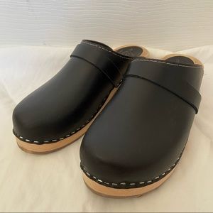 Lotta Clogs - Black